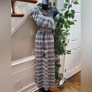 🌟 NEW DIRECTIONS SZ L BLACK AND WHITE DIAGONAL ONE SHOULDER BOHO MAXI DRESS EUC